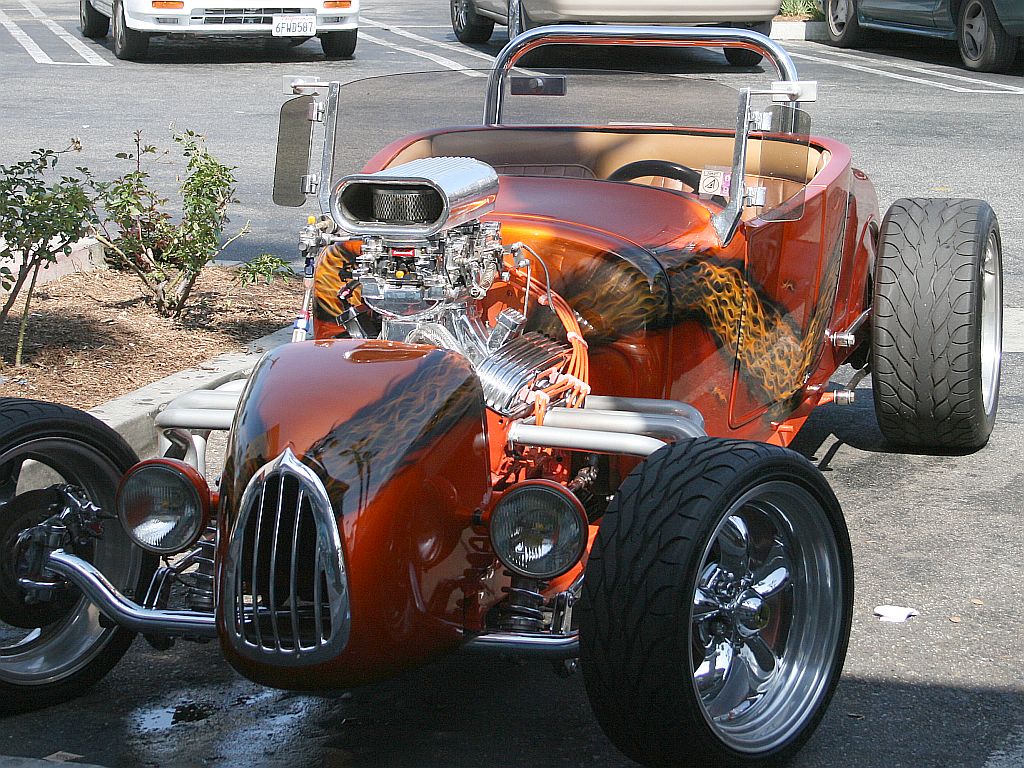 http://capnbob.us/blog/wp-content/uploads/2009/03/hot-rod.jpg