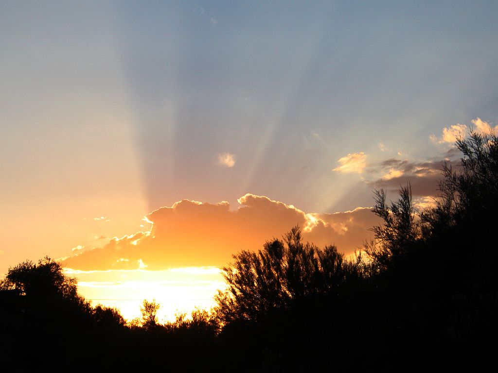 http://capnbob.us/blog/wp-content/uploads/2012/09/sunset.jpg