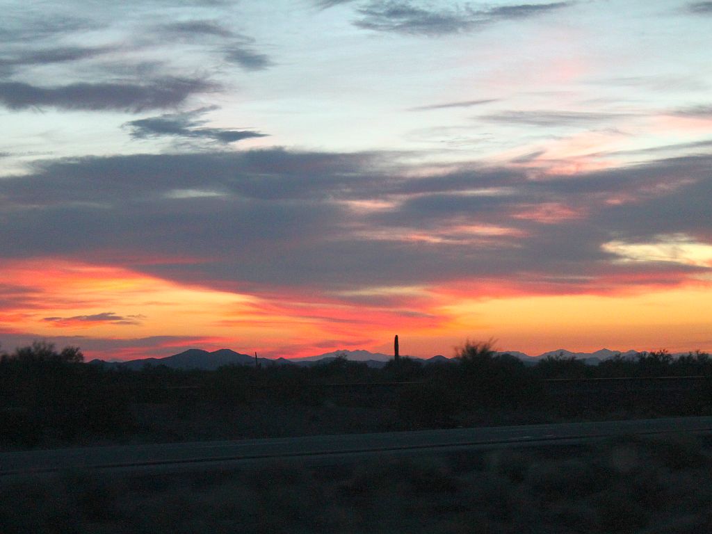 http://capnbob.us/blog/wp-content/uploads/2014/02/desert-sunrise.jpg