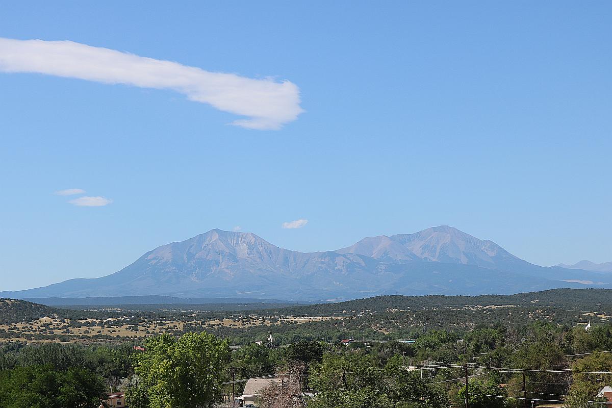 spanish-peaks-southern-colorado.jpg